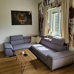 Herzer Apartment *